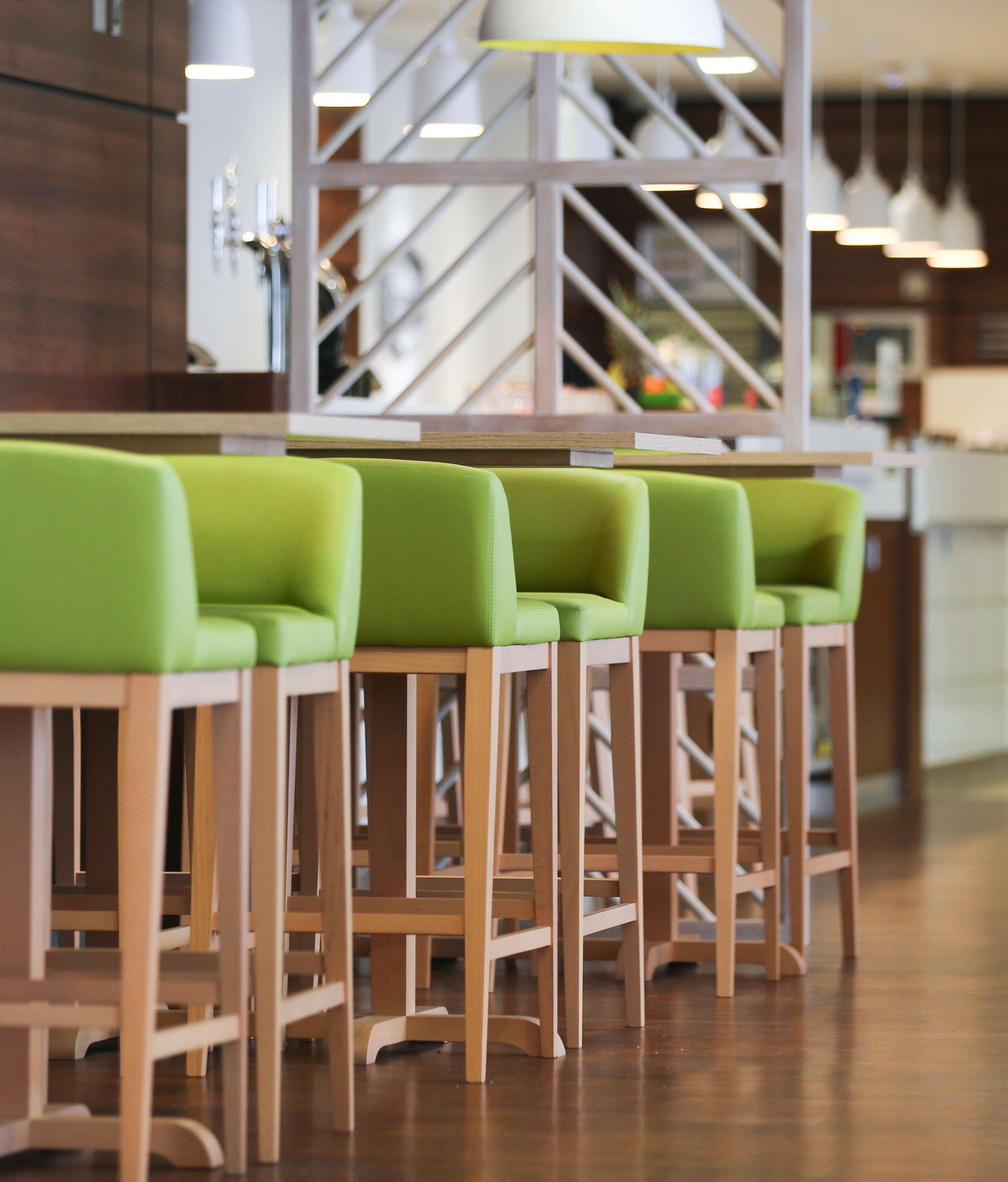 Hampton By Hilton Exeter Airport Hotel Woodbury Екстериор снимка