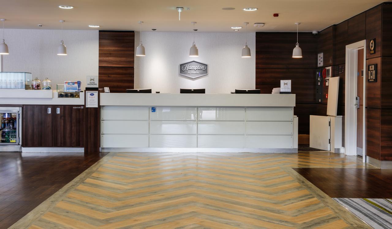 Hampton By Hilton Exeter Airport Hotel Woodbury Екстериор снимка