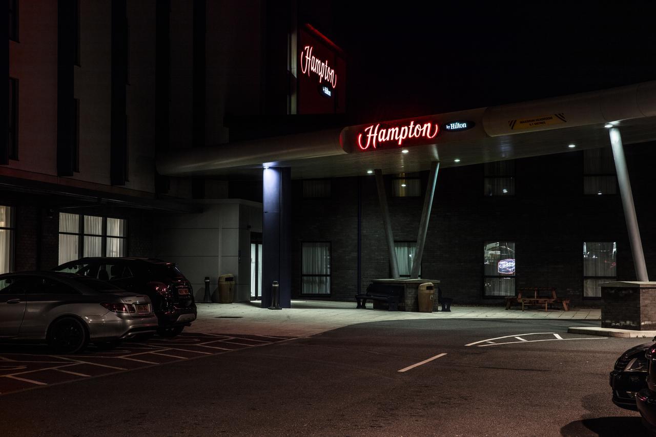 Hampton By Hilton Exeter Airport Hotel Woodbury Екстериор снимка